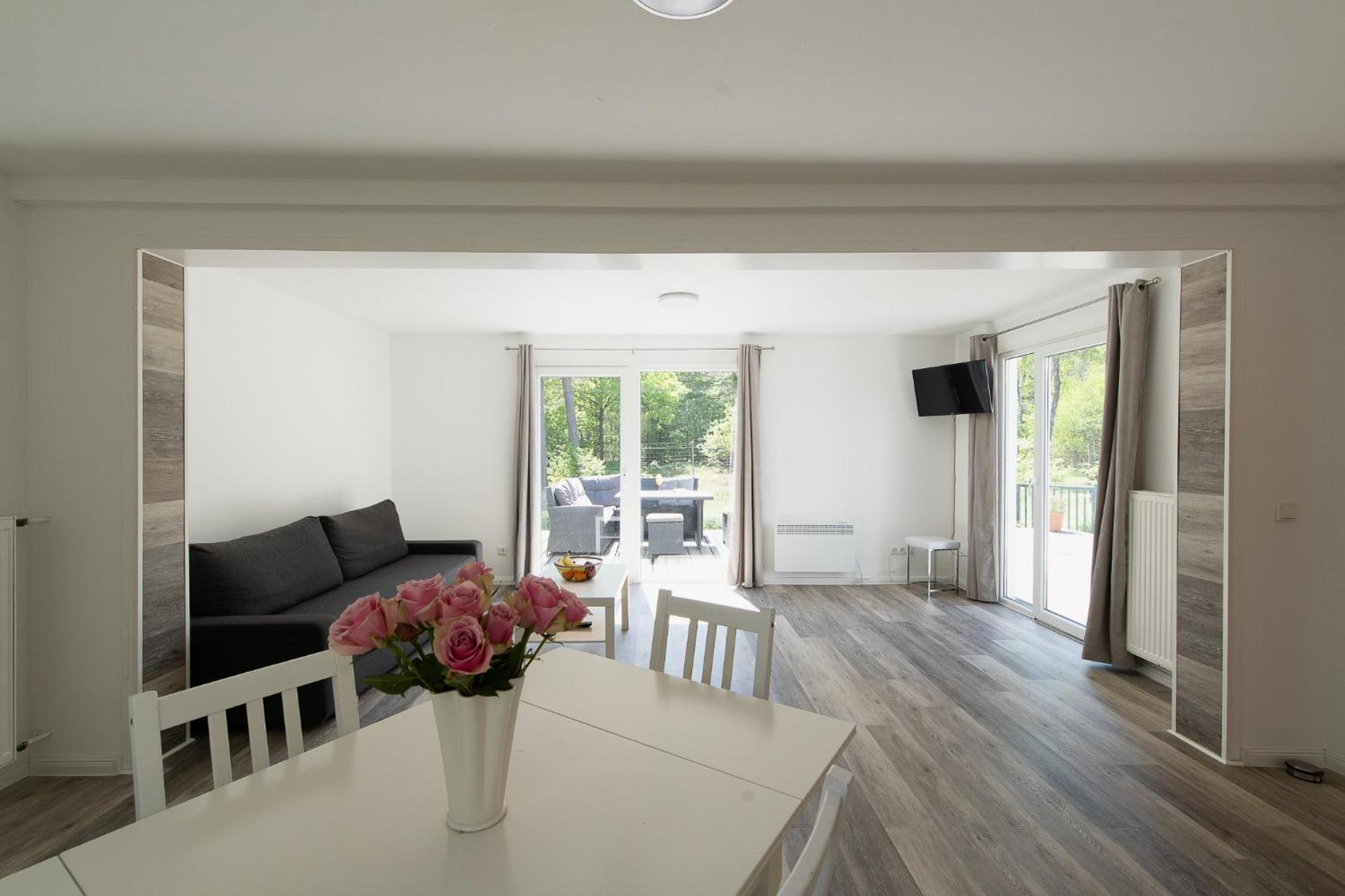 Naturcamping Lueneburger Heide - Chalets & Tiny Haeuser Soltau Eksteriør billede