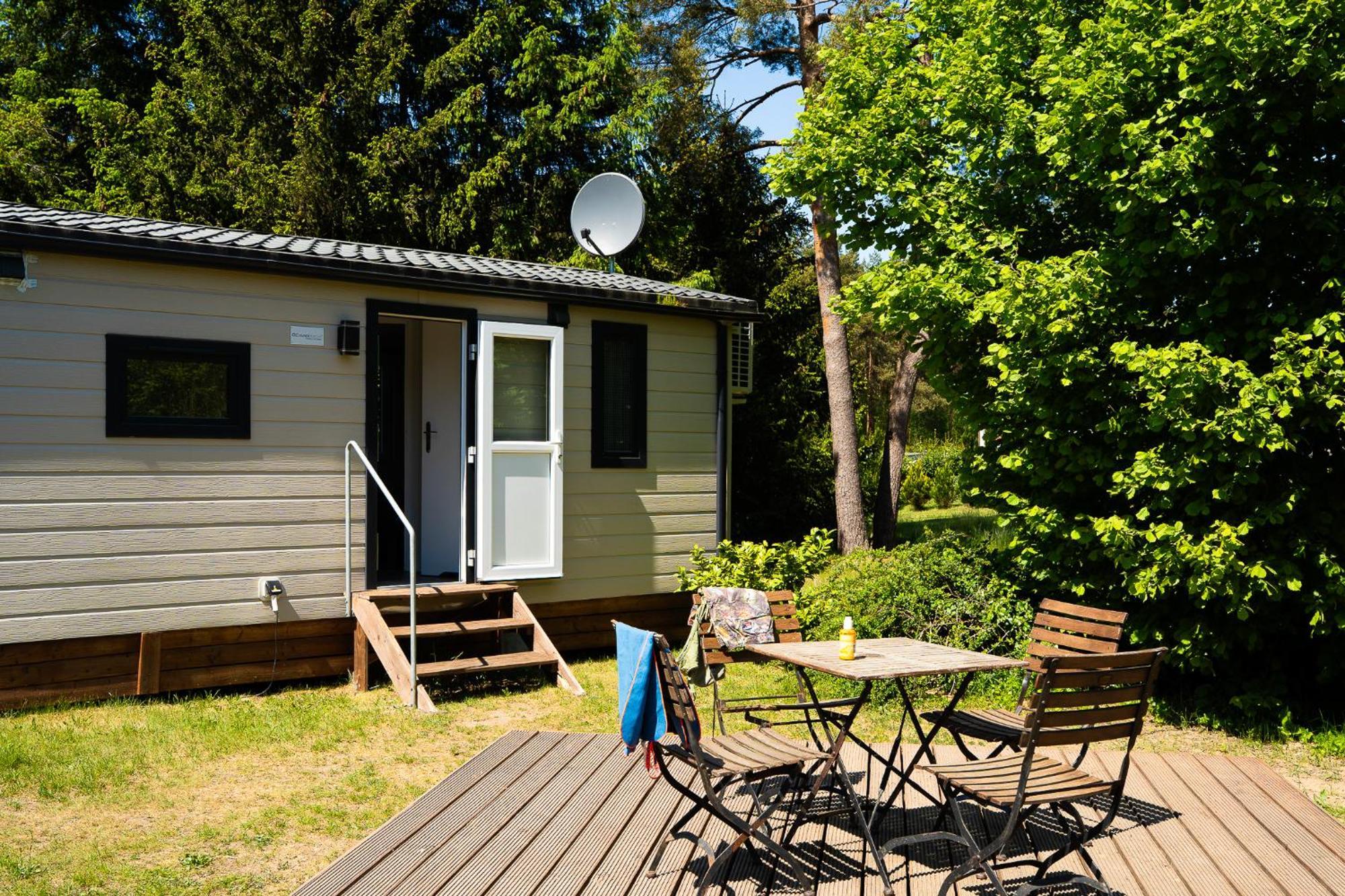Naturcamping Lueneburger Heide - Chalets & Tiny Haeuser Soltau Eksteriør billede