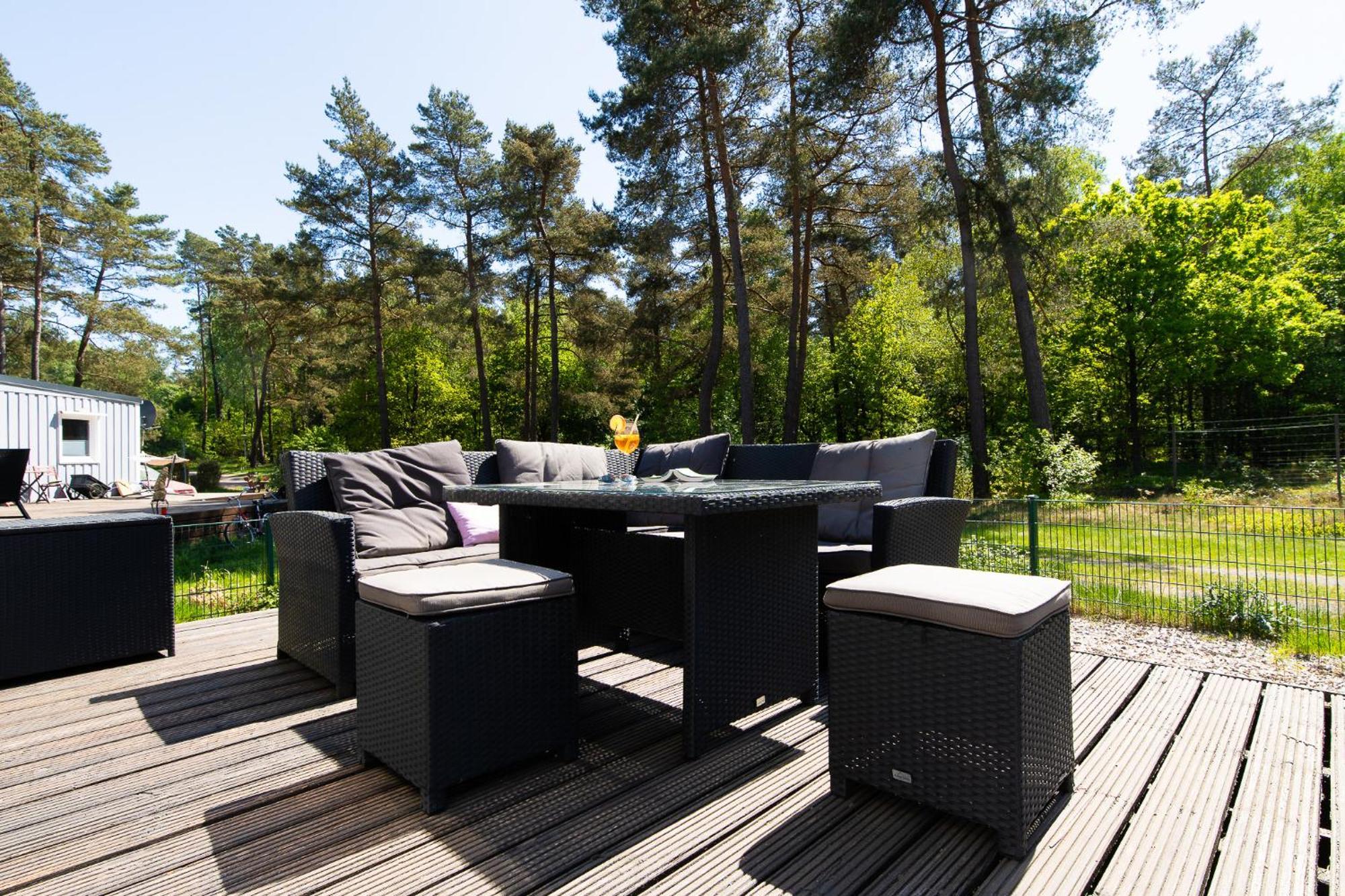 Naturcamping Lueneburger Heide - Chalets & Tiny Haeuser Soltau Eksteriør billede