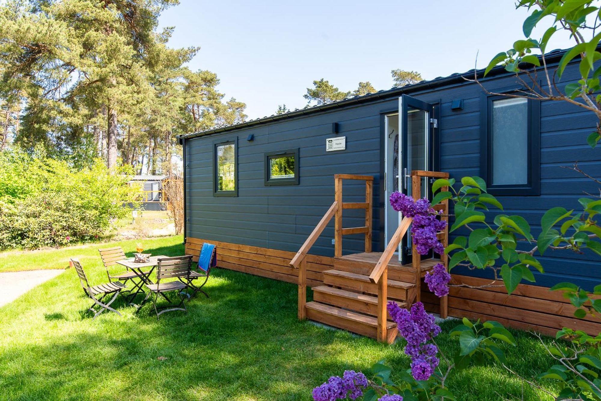 Naturcamping Lueneburger Heide - Chalets & Tiny Haeuser Soltau Eksteriør billede